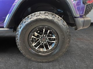 2026 Jeep Wrangler 4-Door RUBICON in Saint-Hyacinthe, Quebec - 6 - w320h240cpx