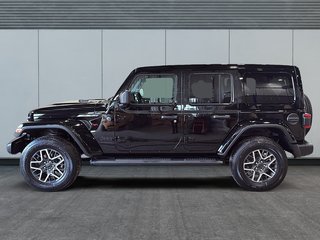Jeep Wrangler 4-Door SAHARA 2026 à Saint-Hyacinthe, Québec - 5 - w320h240cpx