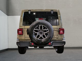 2026 Jeep Wrangler 4-Door SAHARA in Saint-Hyacinthe, Quebec - 3 - w320h240cpx