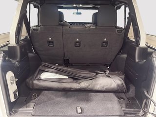 Jeep Wrangler Unlimited Sport 2021 à Saint-Hyacinthe, Québec - 6 - w320h240cpx