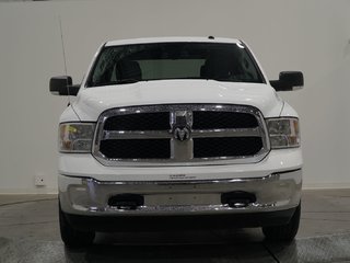 2022 Ram 1500 Classic SLT 5.7L V8 CREWCAB 4X4 in Saint-Hyacinthe, Quebec - 2 - w320h240cpx