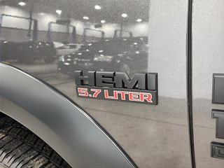 2024 Ram 1500 Classic Warlock in Saint-Hyacinthe, Quebec - 5 - w320h240cpx
