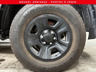 2024 Ram 1500 Tradesman in Saint-Hyacinthe, Quebec - 6 - w320h240cpx