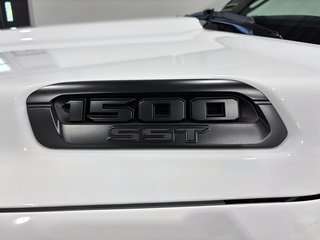 2025 Ram 1500 BIG HORN in Saint-Hyacinthe, Quebec - 5 - w320h240cpx