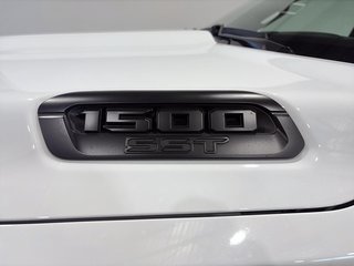 2025 Ram 1500 Tradesman in Saint-Hyacinthe, Quebec - 6 - w320h240cpx