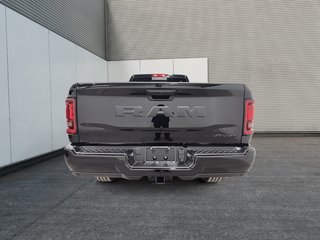 2026 Ram 2500 BLACK EXPRESS in Saint-Hyacinthe, Quebec - 3 - w320h240cpx