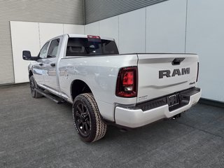 2026 Ram 2500 BLACK EXPRESS in Saint-Hyacinthe, Quebec - 4 - w320h240cpx