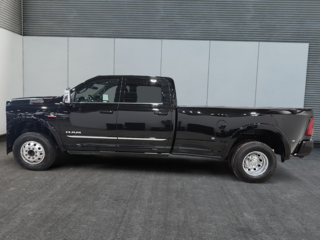 2026 Ram 3500 LIMITED in Saint-Hyacinthe, Quebec - 5 - w320h240cpx
