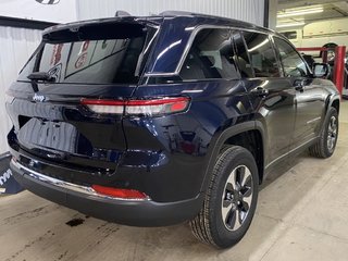 2023 Jeep Grand Cherokee 4xe BASE in Barrhead, Alberta - 3 - w320h240cpx