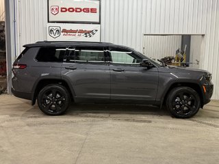 2025 Jeep Grand Cherokee L ALTITUDE in Barrhead, Alberta - 2 - w320h240cpx