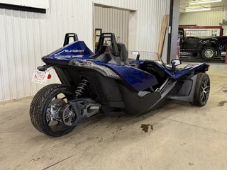 2017 Polaris SLINGSHOT MOTORBIKE in Barrhead, Alberta - 3 - w320h240cpx