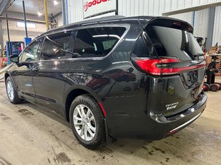 2022 Chrysler Pacifica Touring All wheel drive in Barrhead, Alberta - 5 - w320h240cpx