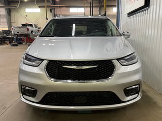 2022 Chrysler Pacifica Limited All Wheel Drive in Barrhead, Alberta - 6 - w320h240cpx