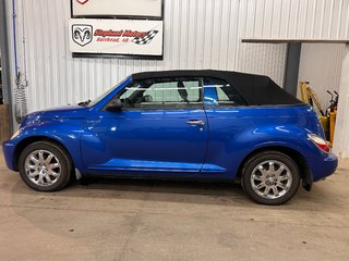 2006 Chrysler PT Cruiser Touring Convertible in Barrhead, Alberta - 6 - w320h240cpx