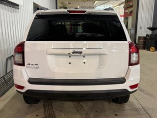 2016 Jeep Compass North 4x4 in Barrhead, Alberta - 4 - w320h240cpx