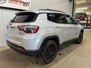 2025 Jeep Compass Altitude 4x4 in Barrhead, Alberta - 3 - w320h240cpx