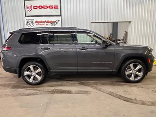 2022 Jeep Grand Cherokee L Limited in Barrhead, Alberta - 2 - w320h240cpx