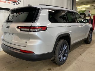 2026 Jeep Grand Cherokee L 85TH ANNIVERSARY in Barrhead, Alberta - 3 - w320h240cpx