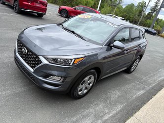 2019 Hyundai Tucson AWD 2.0L Essential Safety Package