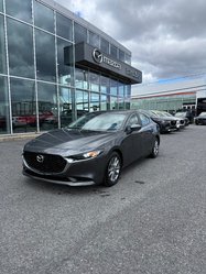 Mazda3 GX 2022