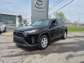 Toyota RAV4 LE 2021