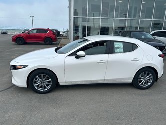 Mazda3 Sport GX 2026