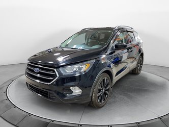 Ford Escape SE, toit pano, gps 2017