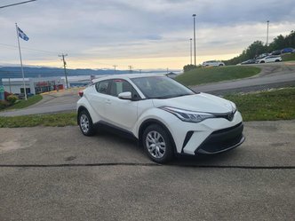 Toyota C-HR FWD LE 2021