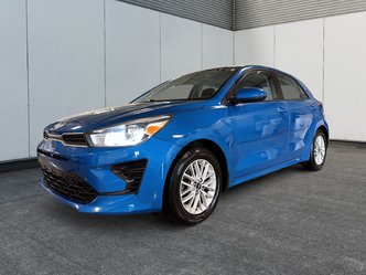 2022 Kia Rio 5-door EX