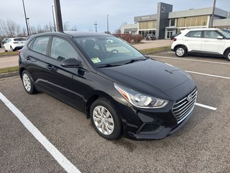 2019 Hyundai Accent Essential w/Comfort Package
