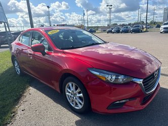 2018  Mazda3 SE