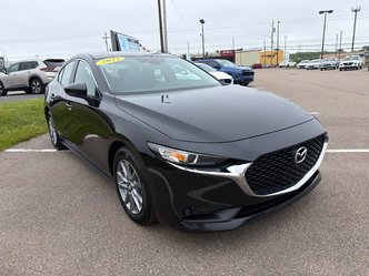 2022  Mazda3 GX