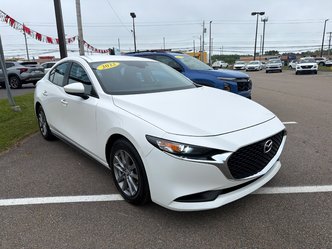 2022  Mazda3 GX