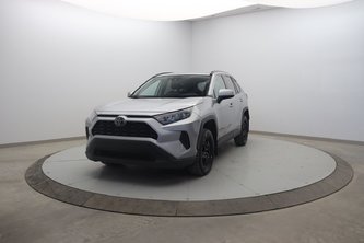 Toyota RAV4 LE 2020