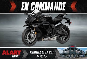 2025 Yamaha YZF-R1