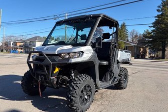 2020 Bombardier DEFENDER HD10 XT