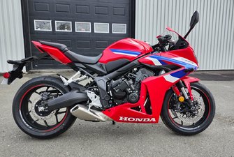 Honda CBR650R  2025