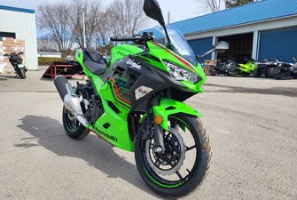 Kawasaki Ninja 400 ABS KRT Edition  2023