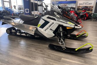 Polaris Indy Voyageur 550 155 E.S WHITE 2025