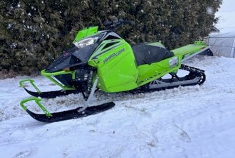 2019 Arctic Cat M8000 162'' 3'' HARDCORE 162'' 3'' DE CRAMPON MACHINE IMPECCABLE
