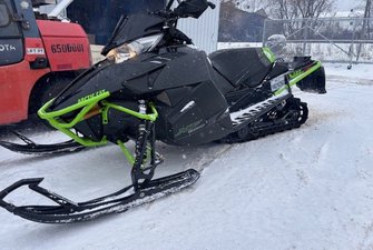 2017 Arctic Cat XF 8000 CROSS COUNTRY LIMITED CHENILLE 137'' 1.8'' MACHINE IMPECCABLE