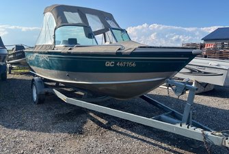 LUND FISHERMAN 1700 DC 2005