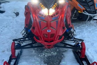 Polaris 9R INDY XCR 136 LE 70e ANNIV  2025