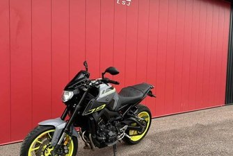 2016 Yamaha FZ-09