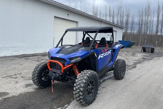 Polaris RZR ULTIMATE 1000 2025