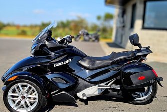 Can-Am Spyder ST 991  2013