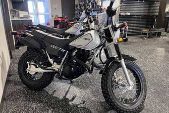 2025 Yamaha TW200