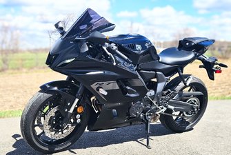 2025 Yamaha R7