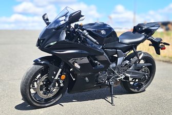 2025 Yamaha R7