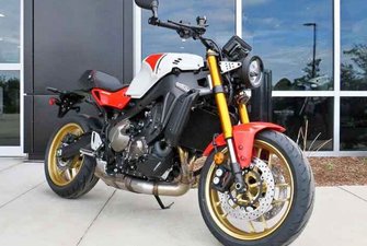 2025 Yamaha XSR900